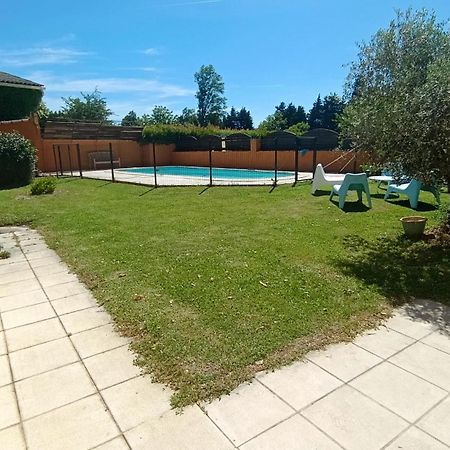 Mas De La Grave Bed & Breakfast Althen-des-Paluds Екстериор снимка